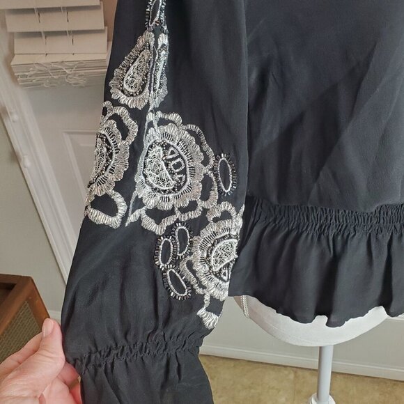 Vintage Cache Blouse Womens Small Silk Black Silver Embroidery Peplum 3/4 Sleeve - Picture 9 of 15